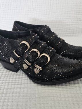 😍NWOT😍 Old Gringo Roxy Black Leather Studded 3-Buckle Shooties | Women's 8B